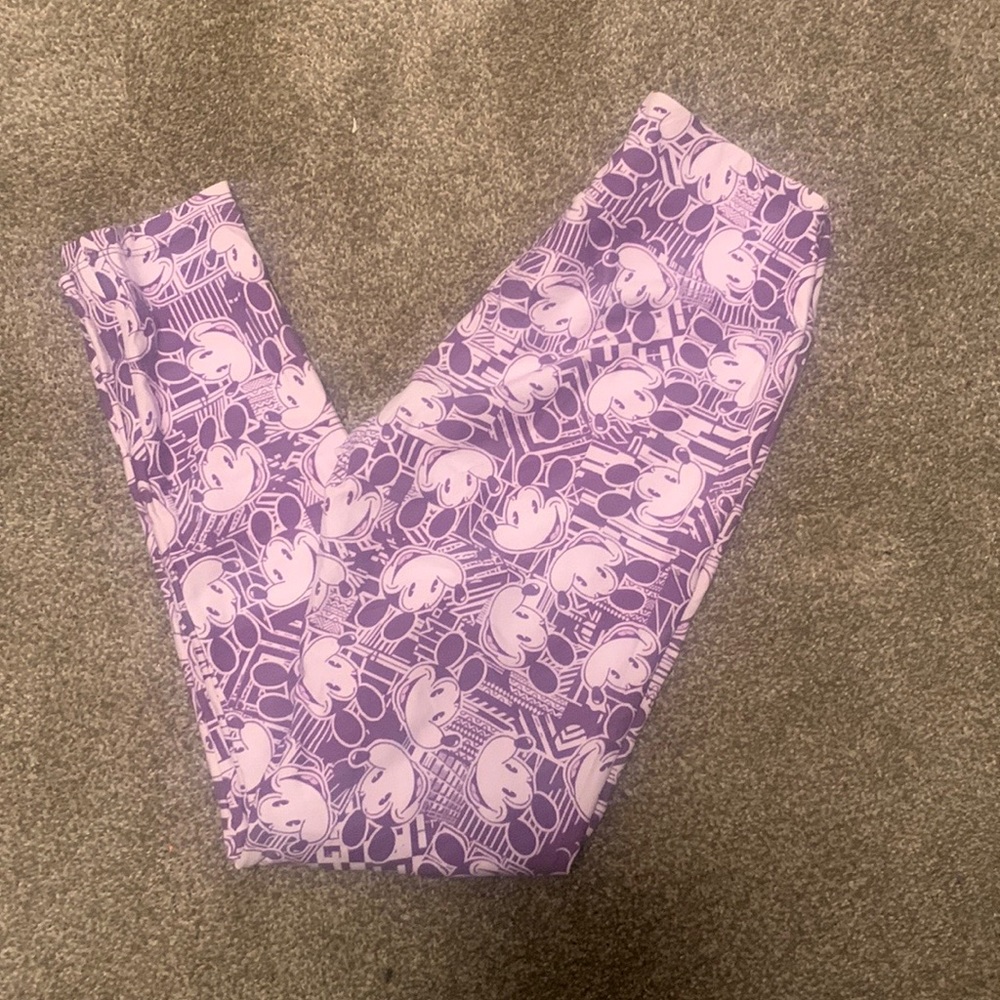 Lularoe girl’s  Mickey Mouse leggings one size